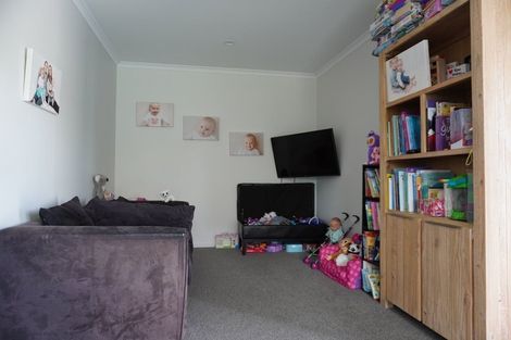 Photo of property in 124a George Street, Tuakau, 2121