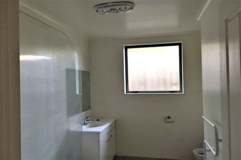 Photo of property in 9a Margarita Rise, Pukekohe, 2120