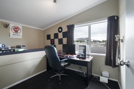 Photo of property in 16 Short Street, Ashhurst, 4810