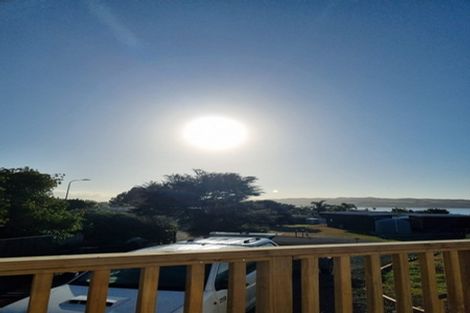 Photo of property in 21 Mariner Cove Road, Tinopai, Matakohe, 0593