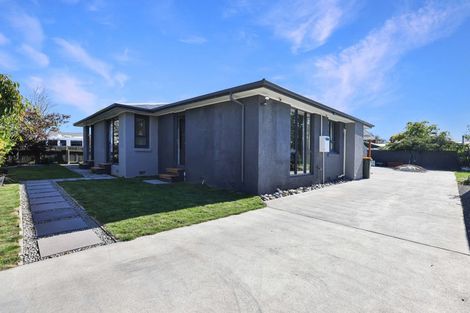 Photo of property in 27 Oak Grove, Ashburton, 7700