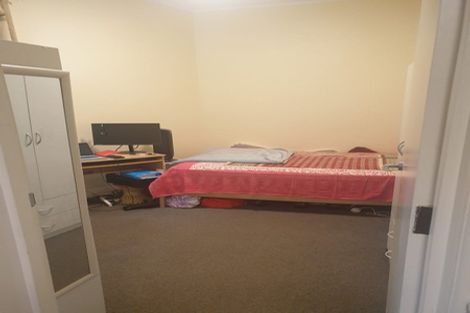 Photo of property in 140 Tasman Street, Mount Cook, Wellington, 6021