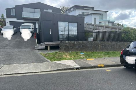 Photo of property in 14 City View Terrace, Birkenhead, Auckland, 0626