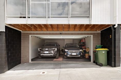 Photo of property in 19u4 Ruakiwi Road, Hamilton Lake, Hamilton, 3204