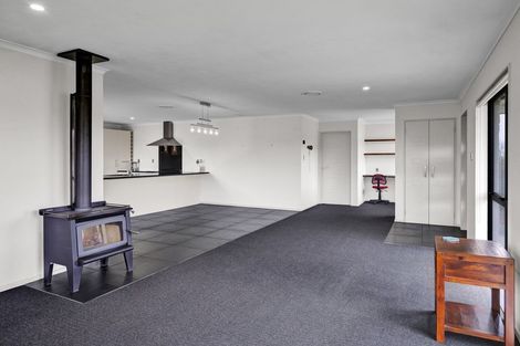 Photo of property in 14 Larlin Drive, Hawera, 4675