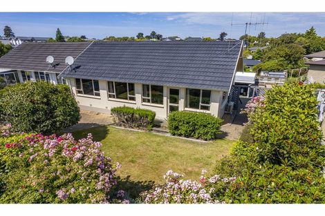 Photo of property in 2 Kitchener Square, Highfield, Timaru, 7910