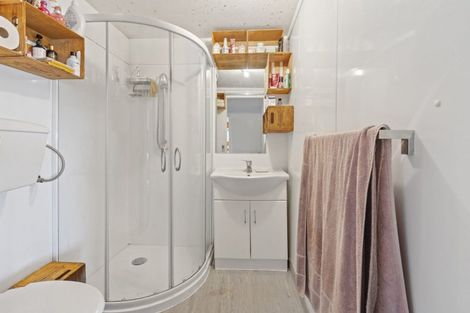 Photo of property in 61 Harbour View Road, Northland, Wellington, 6012