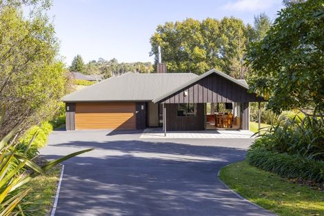 Photo of property in 11 Dalmore Way, Acacia Bay, Taupo, 3385