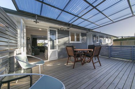 Photo of property in 29 Maude Street, Riverhead, 0820