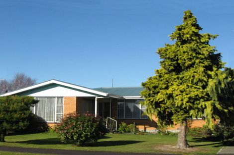 Photo of property in 8 West-watson Avenue, Hillmorton, Christchurch, 8025