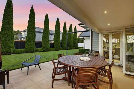 Photo of property in 24 Providence Place, Redwood, Christchurch, 8051