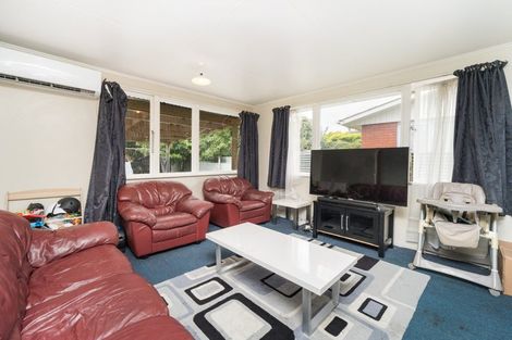 Photo of property in 14 Otaki Place, Westbrook, Palmerston North, 4412