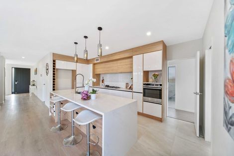 Photo of property in 1 Nola Dawn Avenue, Papakura, 2110