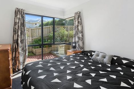 Photo of property in 14 Guildford Place, Bethlehem, Tauranga, 3110
