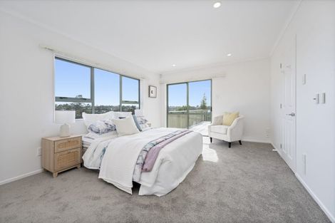 Photo of property in 29 Carling Avenue, Massey, Auckland, 0614