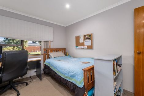 Photo of property in 10 The Crowsnest, Whitby, Porirua, 5024