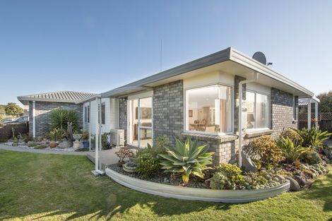 Photo of property in 9 Crisp Drive, Papamoa Beach, Papamoa, 3118