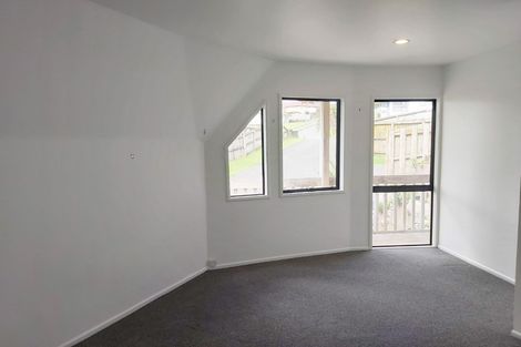 Photo of property in 41 Hewlett Road, Massey, Auckland, 0614