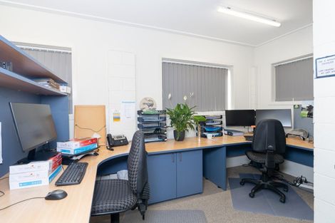 Photo of property in 13 Wallis Street, Raglan, 3225