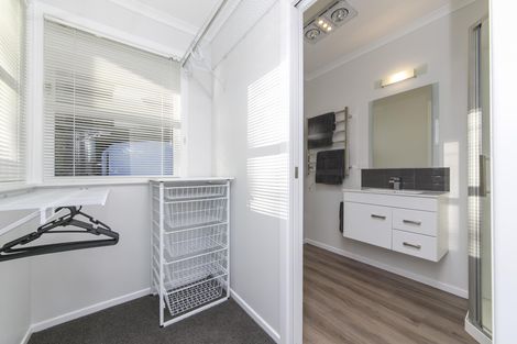 Photo of property in 29 Maude Street, Riverhead, 0820