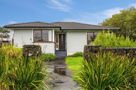 Photo of property in 20 Matapouri Road, Mangere Bridge, Auckland, 2022