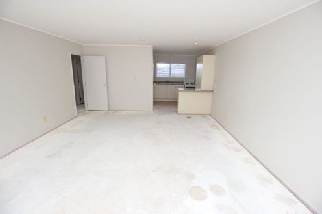 Photo of property in 130m Lakeside Drive, Orewa, 0931