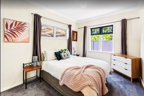 Photo of property in 310 Fergusson Drive, Heretaunga, Upper Hutt, 5018