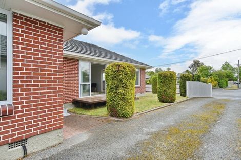 Photo of property in 91 Kendal Avenue, Burnside, Christchurch, 8053