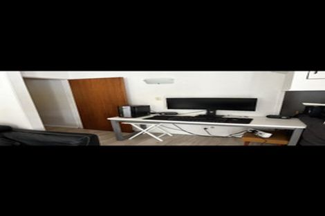 Photo of property in 47 The Esplanade, Eastern Beach, Auckland, 2012