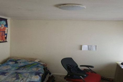 Photo of property in 2/8 James Road, Manurewa, Auckland, 2102