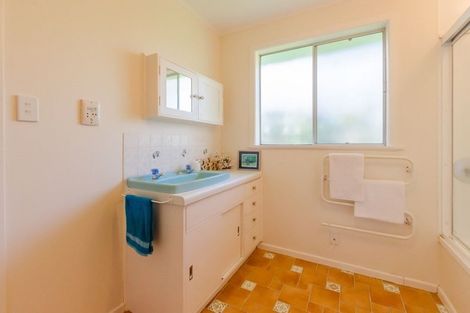 Photo of property in 21 Kohekohe Road, Waikanae, 5036