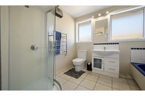 Photo of property in 59 Winters Road, Redwood, Christchurch, 8051