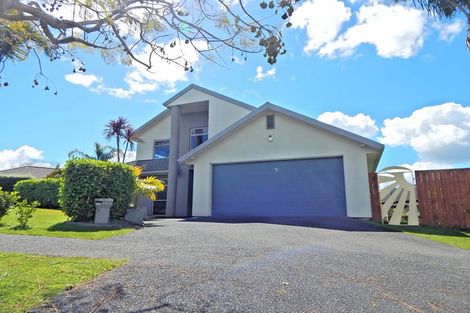 Photo of property in 9 Ranui Avenue, Kerikeri, 0230