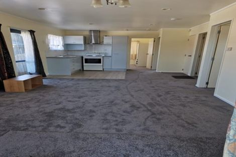 Photo of property in 43 Walworth Avenue, Pakuranga Heights, Auckland, 2010