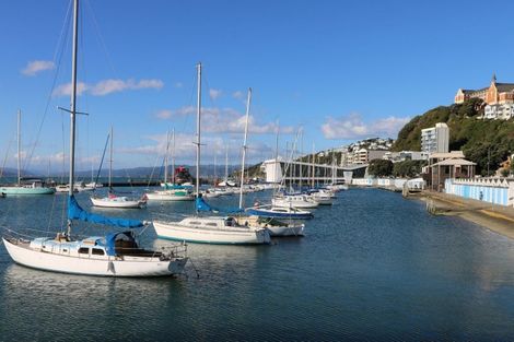 Photo of property in Fountain Court Flats, 48 Oriental Parade, Oriental Bay, Wellington, 6011