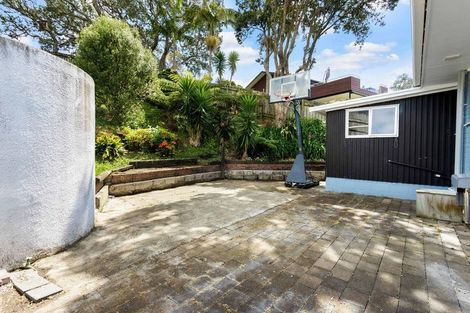 Photo of property in 22 John Road, Stanmore Bay, Whangaparaoa, 0932