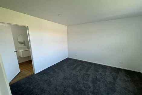 Photo of property in 1 Wheeler Place, Upper Vogeltown, New Plymouth, 4310