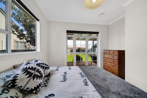 Photo of property in 37 Vogel Street, Hawera, 4610