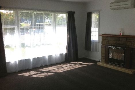 Photo of property in 27 Collins Road, Melville, Hamilton, 3206