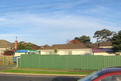 Photo of property in 375 Hobsonville Road, Hobsonville, Auckland, 0618