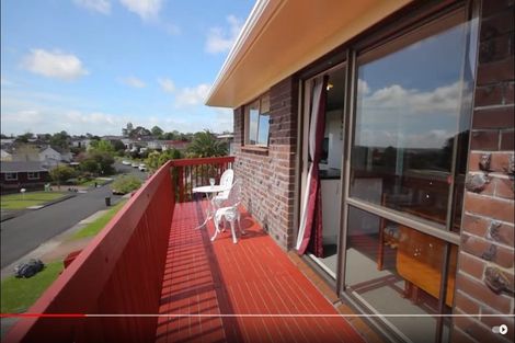 Photo of property in 12 Kukupa Road, Sunnyvale, Auckland, 0612