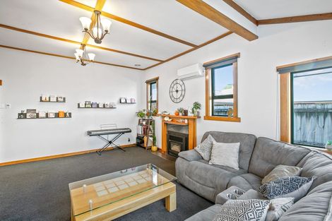 Photo of property in 482b Saint Aubyn Street, Moturoa, New Plymouth, 4310