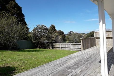 Photo of property in 14 Stottholm Road, Titirangi, Auckland, 0604