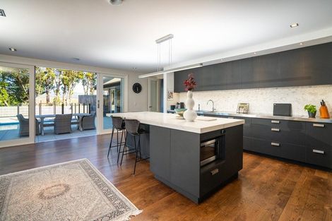Photo of property in 34 Seatoun Heights Road, Seatoun, Wellington, 6022