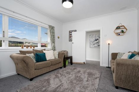 Photo of property in 11 Stewart Street, Te Puke, 3119