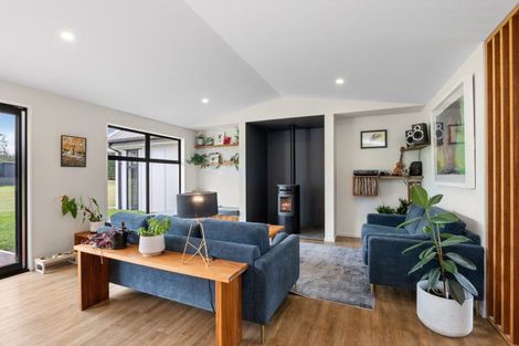 Photo of property in 8 Walford Way, Darfield, 7571