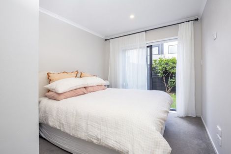 Photo of property in 17 Malcolm Calder Road, Hobsonville, Auckland, 0616