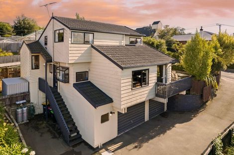 Photo of property in 37 Whitby Street, Mornington, Dunedin, 9011