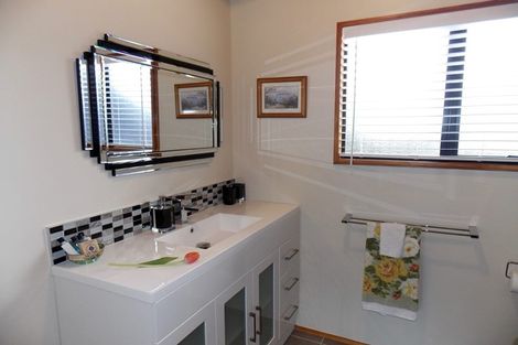 Photo of property in 45 Boeing Road, Onerahi, Whangarei, 0110