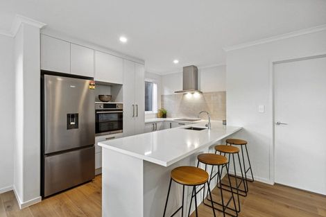 Photo of property in 10b Kotuku Street, Te Atatu Peninsula, Auckland, 0610